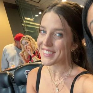 Meet your Posher, Kait